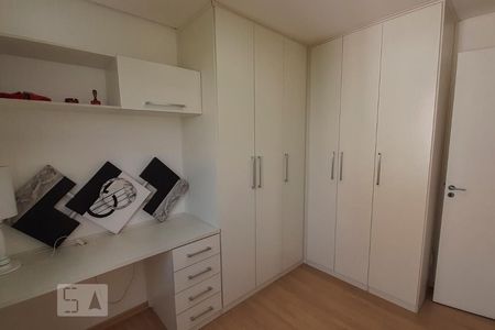 Quarto 2 de apartamento para alugar com 2 quartos, 45m² em Jardim Ibitirama, São Paulo