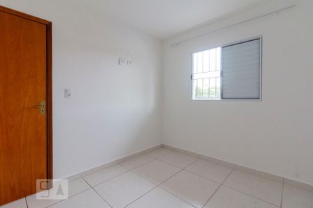 Quarto 1 de apartamento para alugar com 2 quartos, 49m² em Jardim Itapemirim, São Paulo
