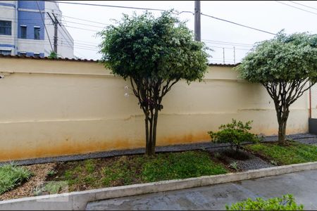 Apartamento à venda com 60m², 2 quartos e 1 vaga Apartamento à venda com 60m², 2 quartos e 1 vagaVista