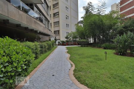 Apartamento à venda com 320m², 4 quartos e 3 vagasEntrada