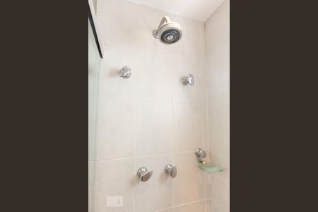 Apartamento à venda com 70m², 2 quartos e 2 vagas Apartamento à venda com 70m², 2 quartos e 2 vagasBanheiro