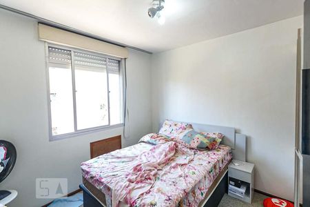 Quarto  de apartamento à venda com 1 quarto, 63m² em Teresópolis, Porto Alegre