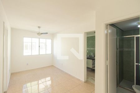 Sala de apartamento para alugar com 2 quartos, 63m² em Campo Grande, Rio de Janeiro