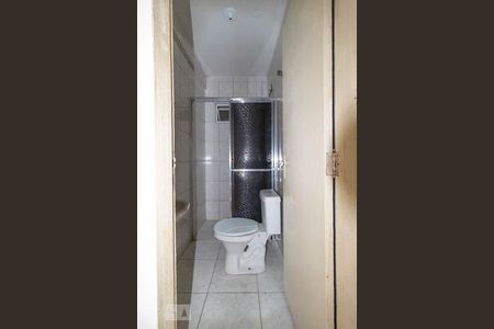 Banheiro de apartamento para alugar com 1 quarto, 38m² em Jardim Japao, São Paulo