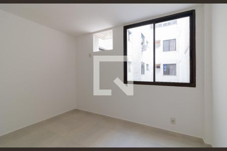 Apartamento para alugar com 90m², 2 quartos e 2 vagas Apartamento para alugar com 90m², 2 quartos e 2 vagasQuarto