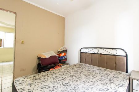 Quarto 1 de apartamento para alugar com 2 quartos, 58m² em Vila Carmosina, São Paulo