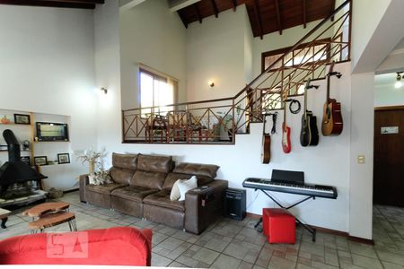 Sala de casa de condomínio à venda com 5 quartos, 360m² em Nonoai, Porto Alegre