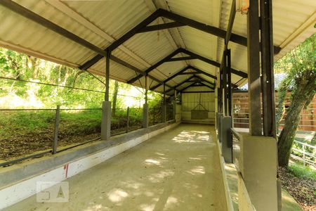 Casa de condomínio à venda com 360m², 5 quartos e 2 vagasÁrea comum - Jogo de bocha