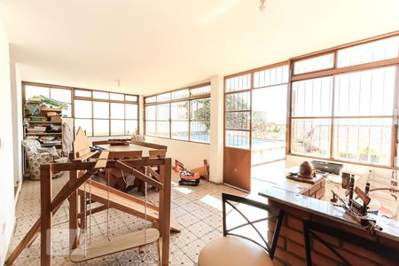 Casa de condomínio à venda com 360m², 5 quartos e 2 vagasEspaço Gourmet