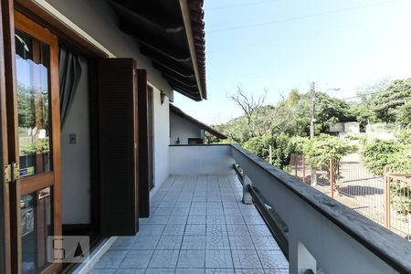 Casa de condomínio à venda com 360m², 5 quartos e 2 vagasSacada quarto 1 e 2