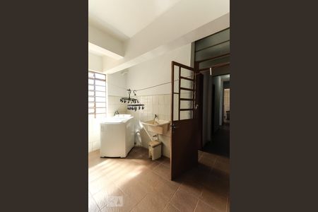 Casa de condomínio à venda com 360m², 5 quartos e 2 vagasÁrea de serviço