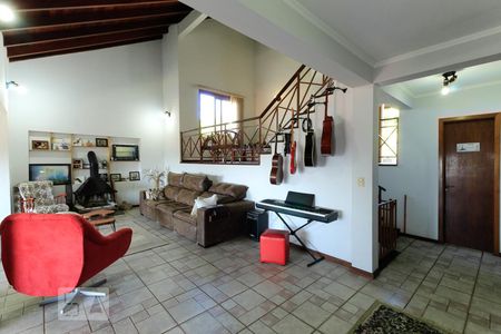 Sala de casa de condomínio à venda com 5 quartos, 360m² em Nonoai, Porto Alegre