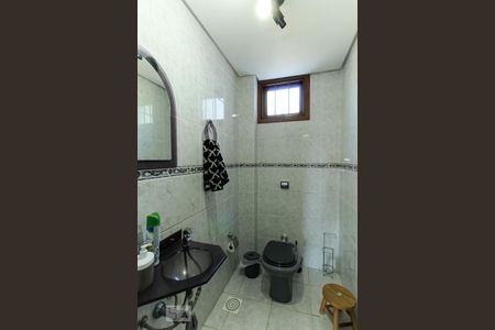 Casa de condomínio à venda com 360m², 5 quartos e 2 vagasLavabo