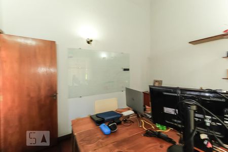 Casa de condomínio à venda com 360m², 5 quartos e 2 vagasEscritório