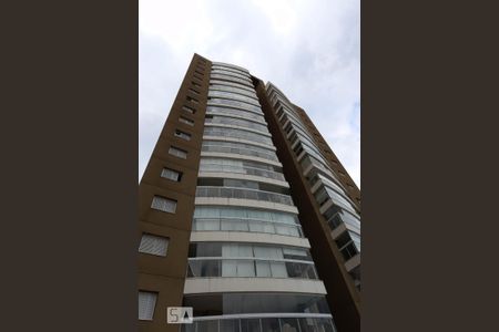 Apartamento para alugar com 320m², 4 quartos e 5 vagas Apartamento para alugar com 320m², 4 quartos e 5 vagasFachada