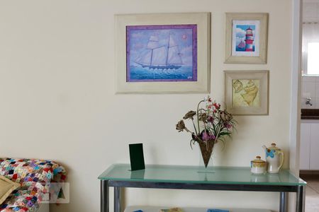 Detalhe Sala de apartamento para alugar com 3 quartos, 96m² em Parque Enseada, Guarujá