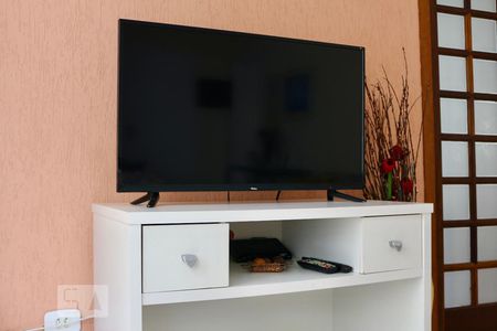 Detalhe Sala de apartamento para alugar com 3 quartos, 96m² em Parque Enseada, Guarujá