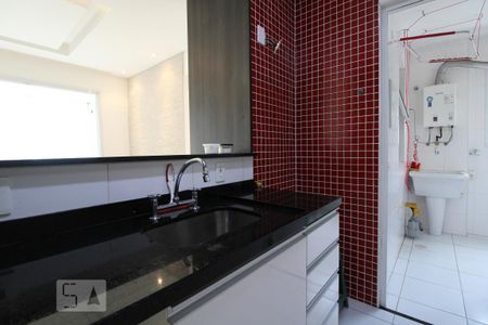 Apartamento para alugar com 70m², 2 quartos e 2 vagasCozinha