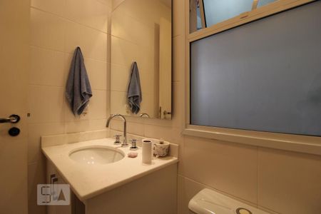 Apartamento para alugar com 70m², 2 quartos e 2 vagasBanheiro