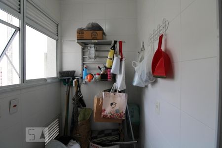 Apartamento para alugar com 70m², 2 quartos e 2 vagasÁrea de Serviço