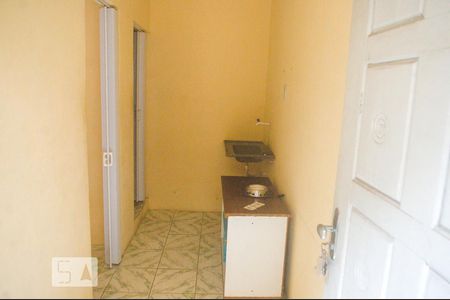 Cozinha de apartamento para alugar com 1 quarto, 20m² em Luiz Anselmo, Salvador