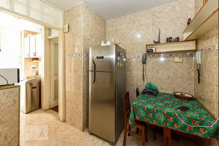 Apartamento à venda com 126m², 2 quartos e 1 vagaCozinha