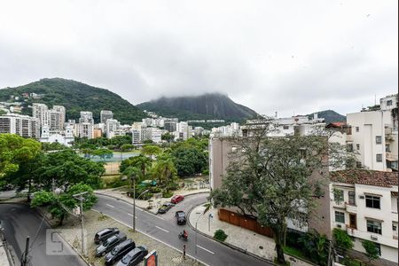 Vista de apartamento à venda com 2 quartos, 126m² em Lagoa, Rio de Janeiro