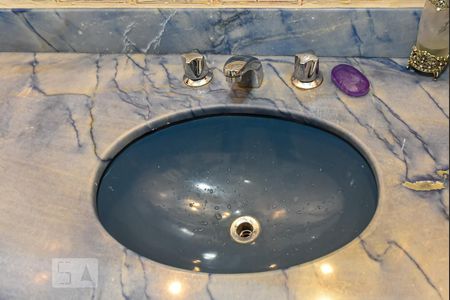 Apartamento à venda com 126m², 2 quartos e 1 vagaBanheiro da Suíte