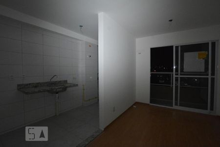 Sala de apartamento à venda com 2 quartos, 48m² em Bonsucesso, Rio de Janeiro
