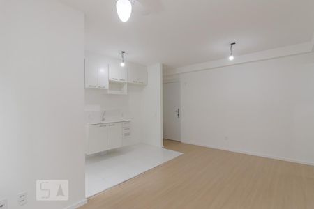 Apartamento para alugar com 36m², 1 quarto e sem vaga Apartamento para alugar com 36m², 1 quarto e sem vagaSala