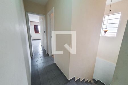 Casa para alugar com 150m², 4 quartos e 2 vagasCorredor