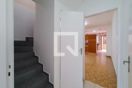 Casa para alugar com 150m², 4 quartos e 2 vagasEntrada Cozinha