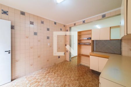 Casa para alugar com 150m², 4 quartos e 2 vagasCozinha