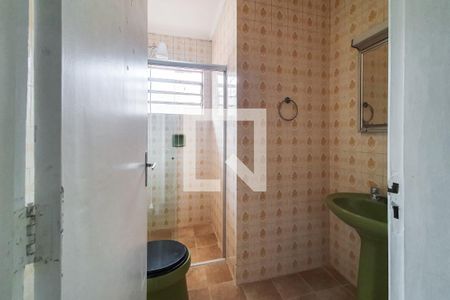 Casa para alugar com 150m², 4 quartos e 2 vagasBanheiro Social