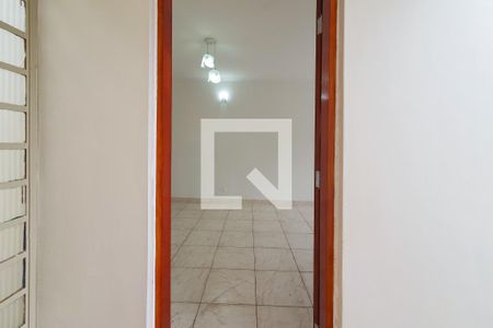 Entrada de casa para alugar com 4 quartos, 150m² em Vila das Mercês, São Paulo