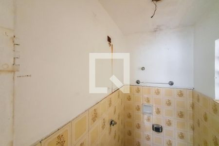 Casa para alugar com 150m², 4 quartos e 2 vagasBanheiro de Serviço
