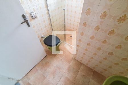 Casa para alugar com 150m², 4 quartos e 2 vagasBanheiro Social