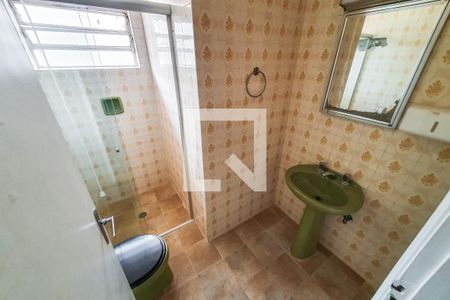 Casa para alugar com 150m², 4 quartos e 2 vagasBanheiro Social