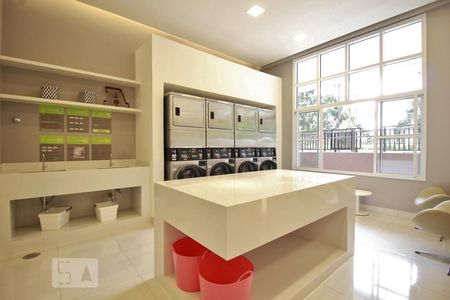 Studio para alugar com 38m², 1 quarto e 1 vagaLavanderia