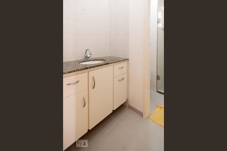 Banheiro Social / Suíte de apartamento à venda com 2 quartos, 63m² em Vila Isa, São Paulo