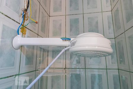 Casa à venda com 325m², 4 quartos e 2 vagas Casa à venda com 325m², 4 quartos e 2 vagasBanheiro da Suíte 1