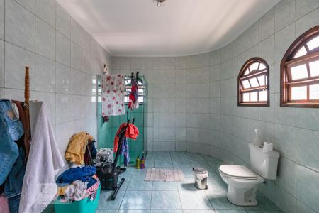 Casa à venda com 325m², 4 quartos e 2 vagas Casa à venda com 325m², 4 quartos e 2 vagasSuíte 3