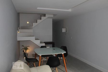 Sala de casa para alugar com 3 quartos, 90m² em Vargem Grande, Rio de Janeiro