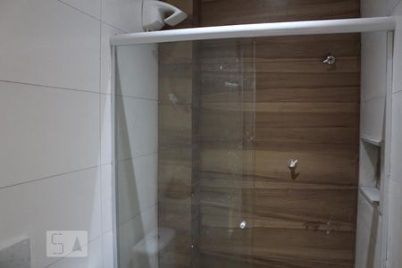 Banheiro - Suíte 1 de casa para alugar com 3 quartos, 90m² em Vargem Grande, Rio de Janeiro