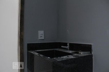 Casa para alugar com 90m², 3 quartos e 1 vagaBanheiro - Suíte 2