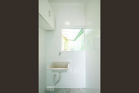 Casa para alugar com 90m², 2 quartos e 1 vagaÁrea de Serviço