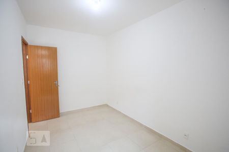 Quarto de kitnet/studio para alugar com 1 quarto, 42m² em Taquara, Rio de Janeiro