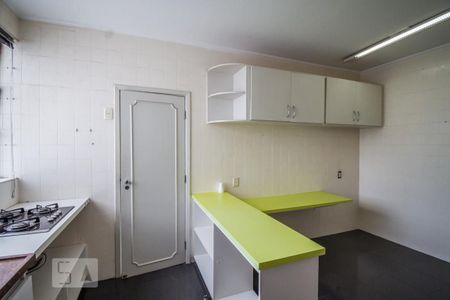 Apartamento para alugar com 150m², 3 quartos e 1 vaga Apartamento para alugar com 150m², 3 quartos e 1 vagaCozinha