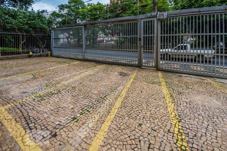 Apartamento para alugar com 150m², 3 quartos e 1 vaga Apartamento para alugar com 150m², 3 quartos e 1 vagaGaragem