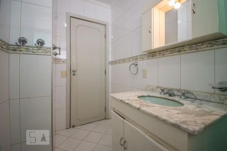 Apartamento para alugar com 150m², 3 quartos e 1 vaga Apartamento para alugar com 150m², 3 quartos e 1 vagaBanheiro